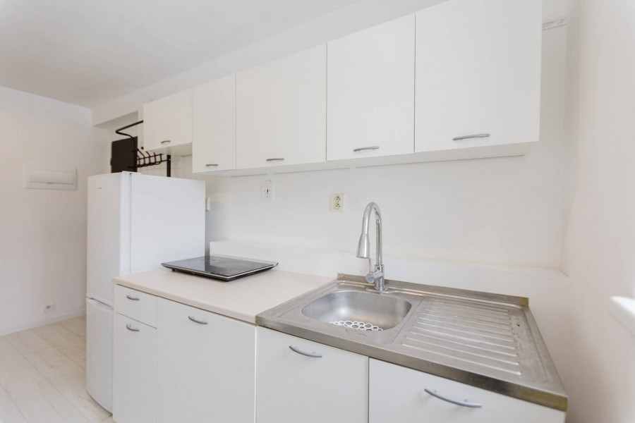 3 izbový byt na PREDAJ, Komenského ul. - 9